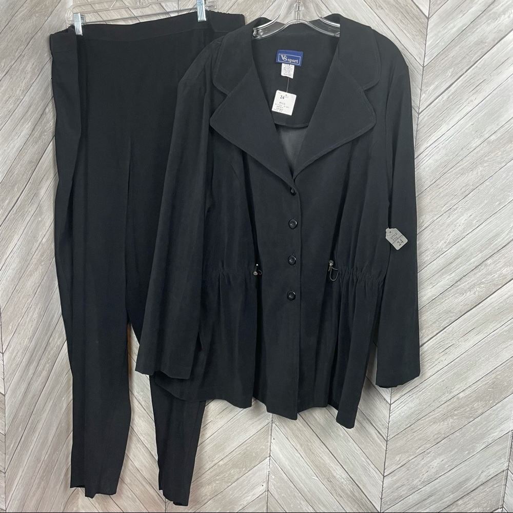 NWT VS Sport Plus blazer/pants matching set 24
